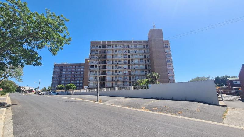 2 Bedroom Property for Sale in Labiance Estate Western Cape